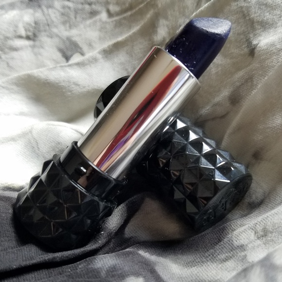 Kat von D Studded Kiss Lipstick in Poe - Picture 2 of 6